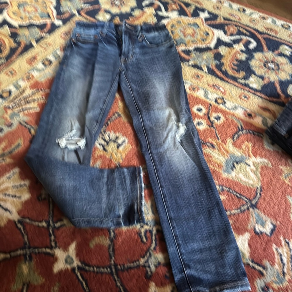 AE slim straight boys Jeans 26”x30”